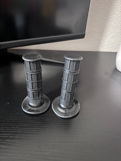 Waffle grips